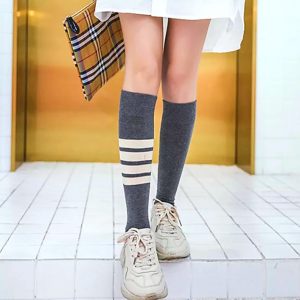 Calcetines rayas una pierna - Imagen 11