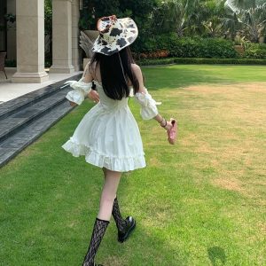 Vestido blanco con volantes - Imagen 5