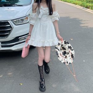 Vestido blanco con volantes - Imagen 7