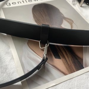 Cinturón arnés cuero sintético con cadena - Imagen 9
