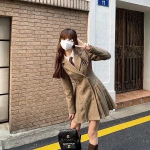 Vestido beige coreano insignia abotonado - Imagen 14